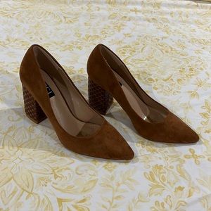 Brown Vici heels / brand new never worn